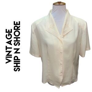 Ship N’ Shore 1970’s NWOT Pale Yellow Button Down Embroidered Short Sleeve RARE